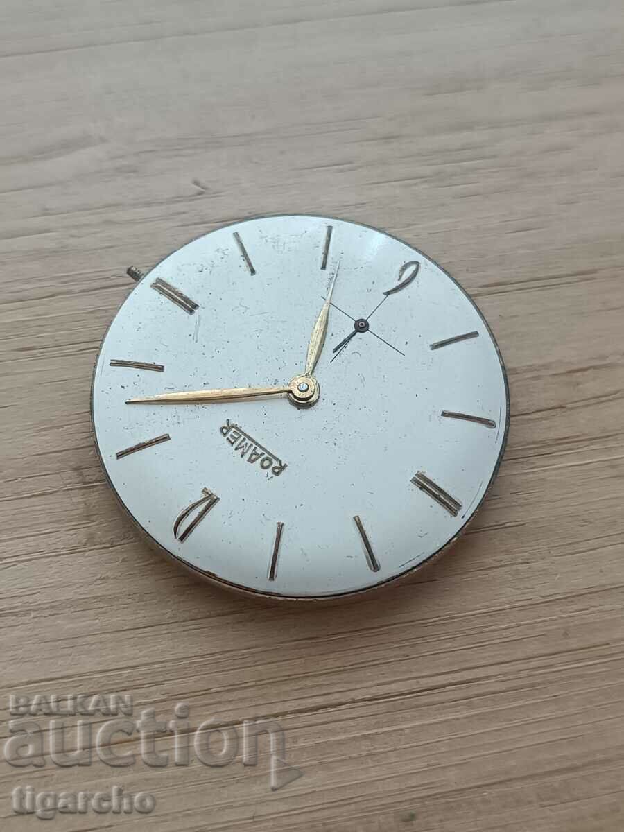 Auction Roamer watch winder Auction Roamer watch winder