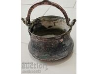 Old copper kettle, copper, cauldron, cauldron, copper vessel