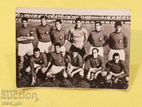 I am selling an old football photo.