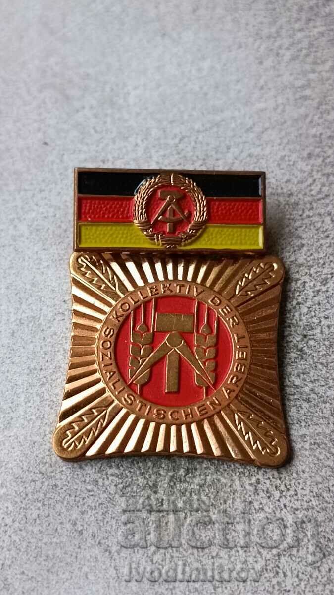 Kollektiv der Sozialistischen Arbeit badge