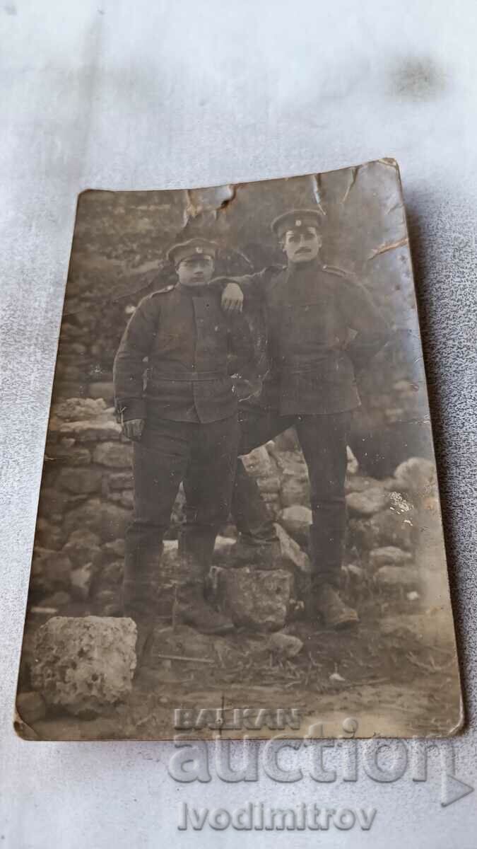 Foto Doi soldați pe frontul de sud 1916 P S V