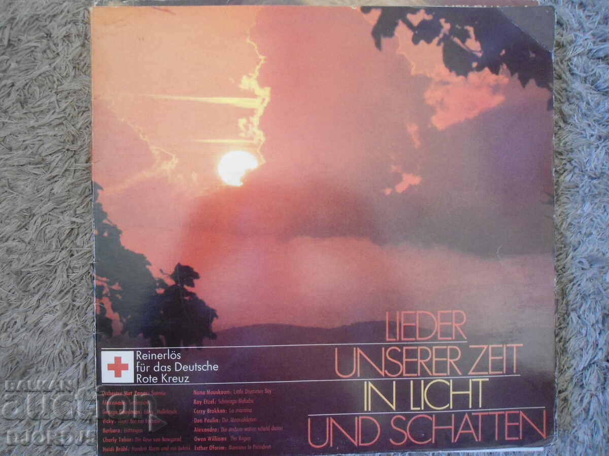 LIEDER UNSERER ZEIT IN LICHT UND SCHATTEN, large