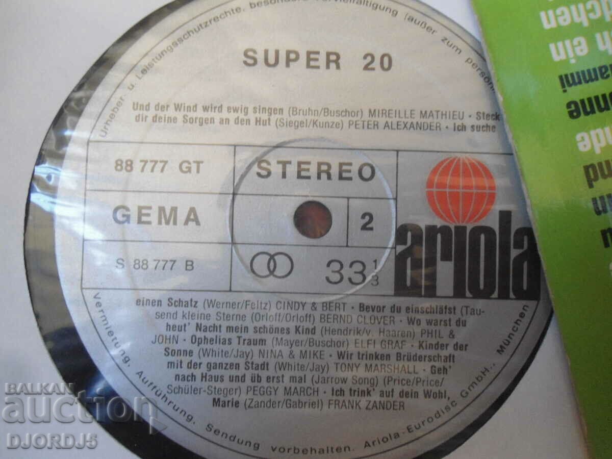 Delivery of SUPER 20, Turntable, Large Delivery of SUPER 20, Turntable, Large