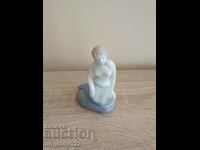 Porcelain figure figurine!