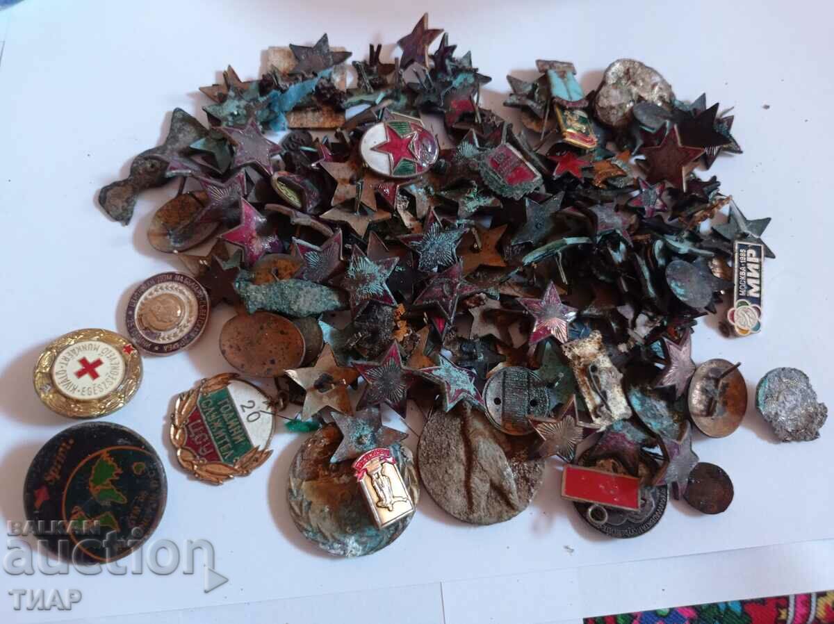 Lot of badges -0.01 cent