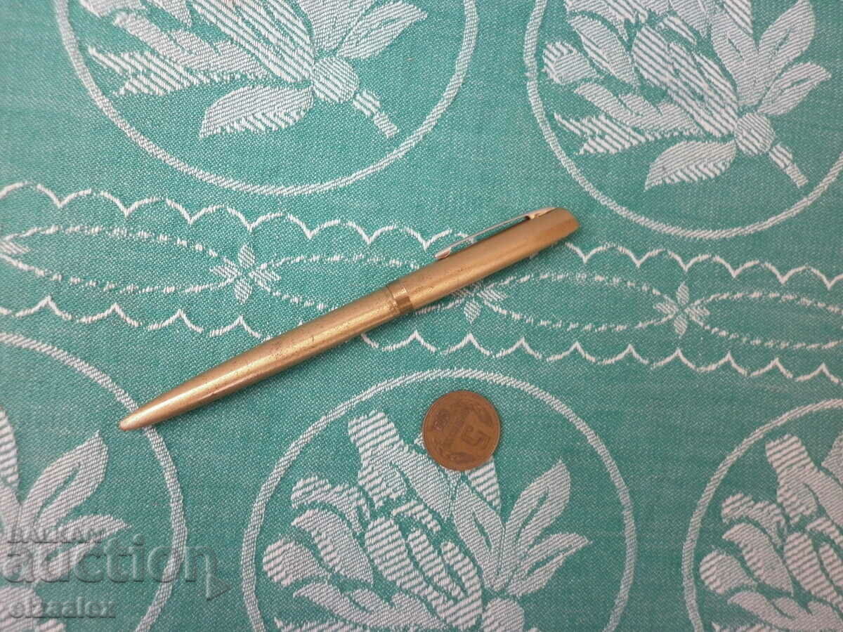 Old metal pen