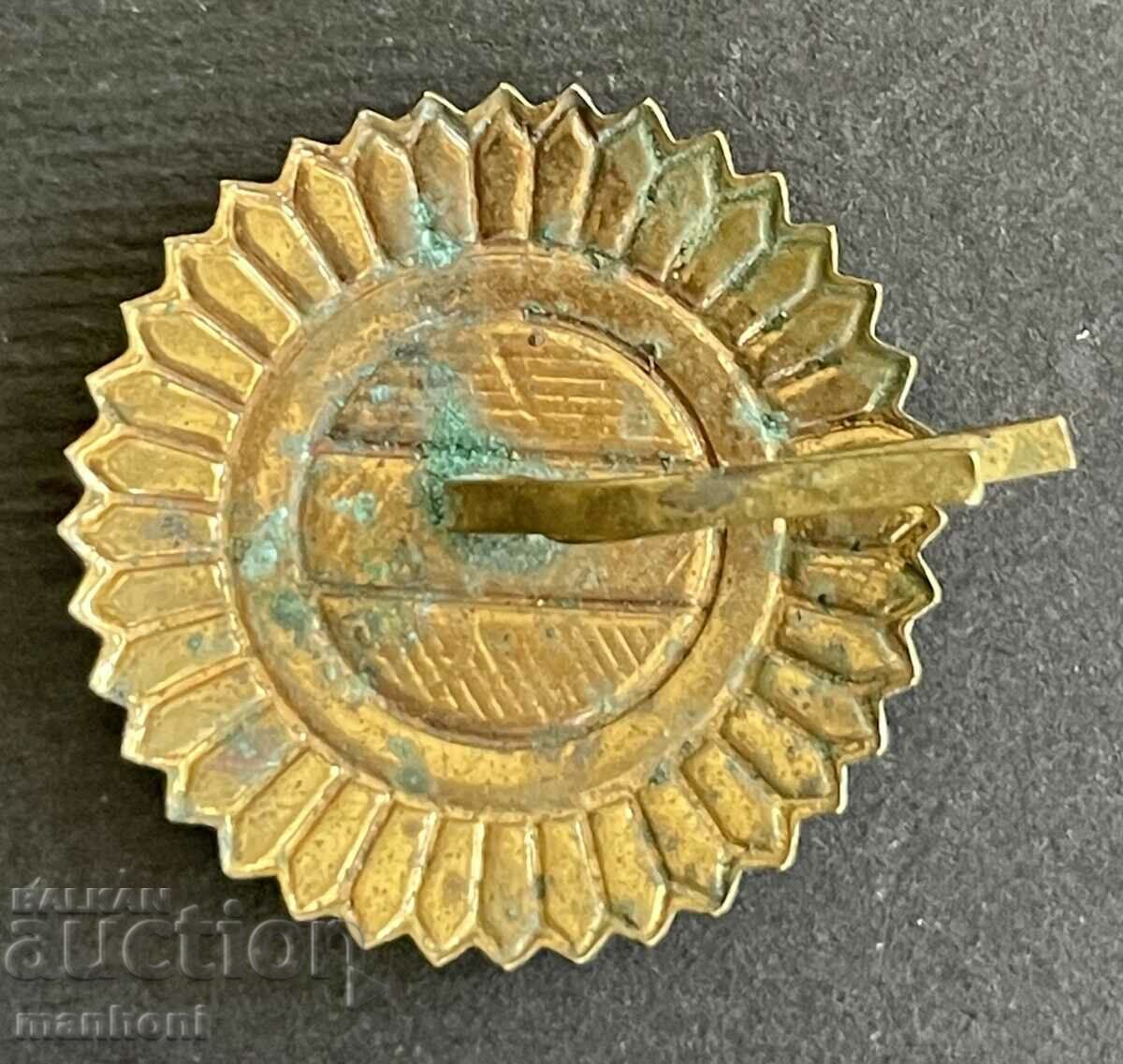 5736 Kingdom of Bulgaria police cockade 1930s. Enamel with price 70.00 BGN | € 35.79 5736 Kingdom of Bulgaria police cockade 1930s. Enamel with price 70.00 BGN | € 35.79