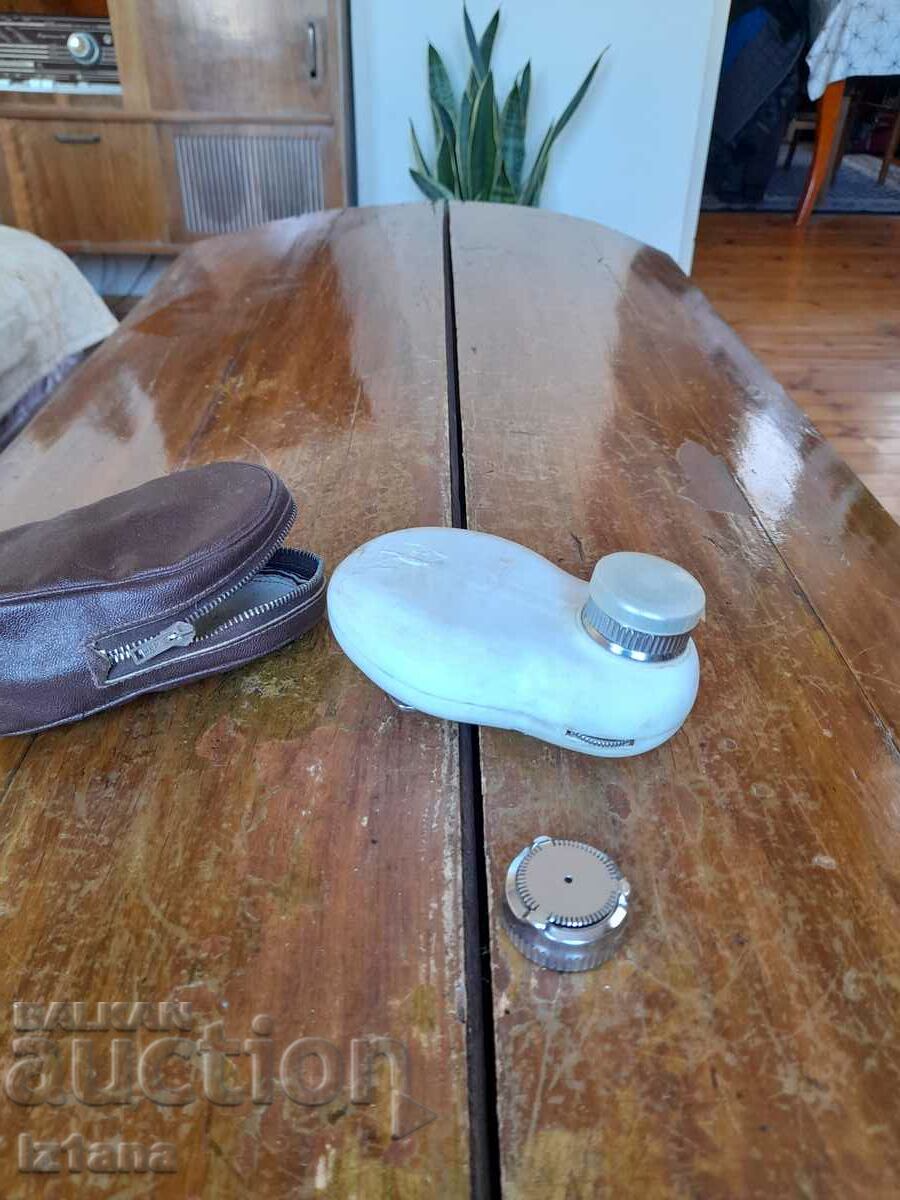 Old mechanical razor Sputnik with price 55.00 BGN | € 28.12