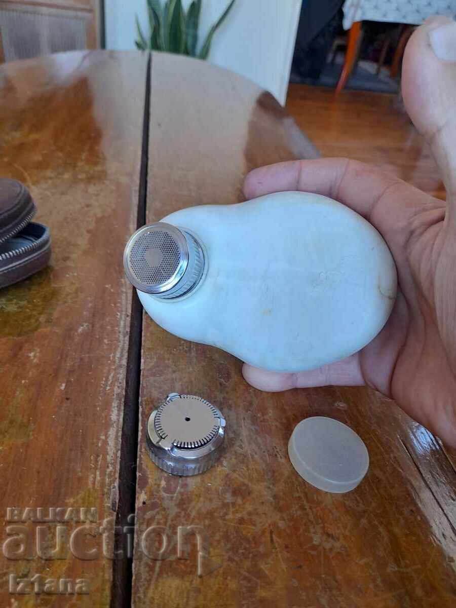 Auction  Old mechanical razor Sputnik