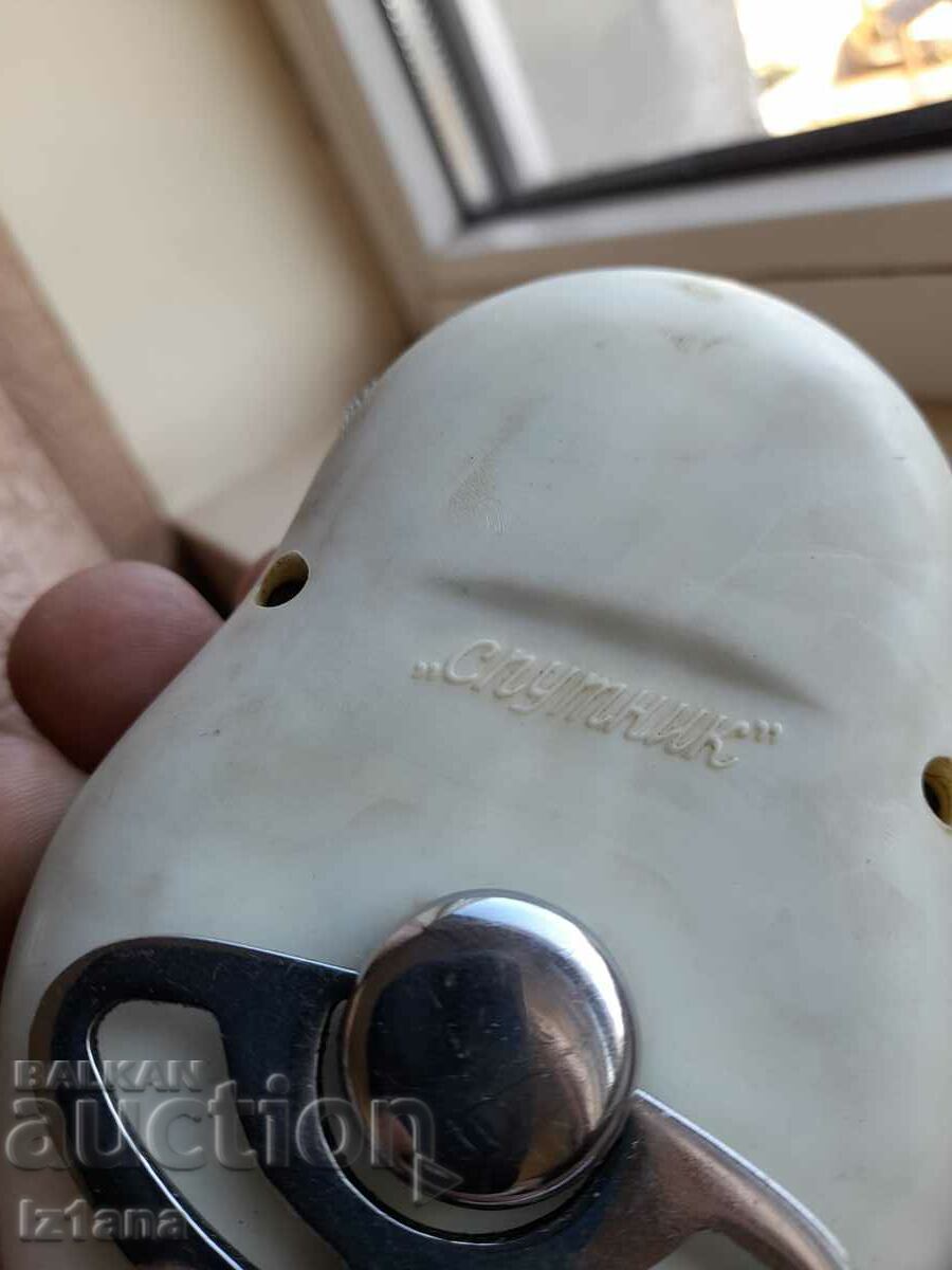 Old mechanical razor Sputnik - 5