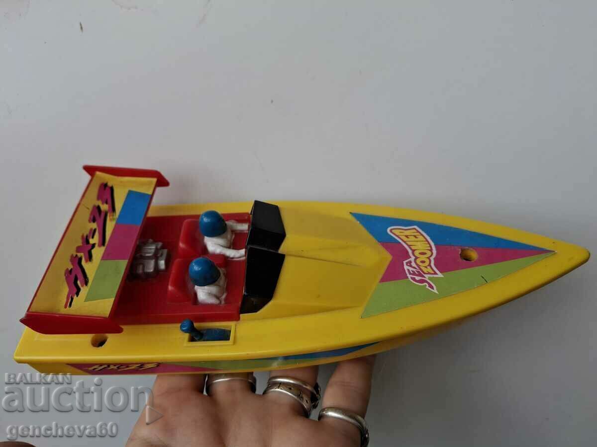 Old electromechanical toys-Boats with price 80.00 BGN | € 40.90 Old electromechanical toys-Boats with price 80.00 BGN | € 40.90