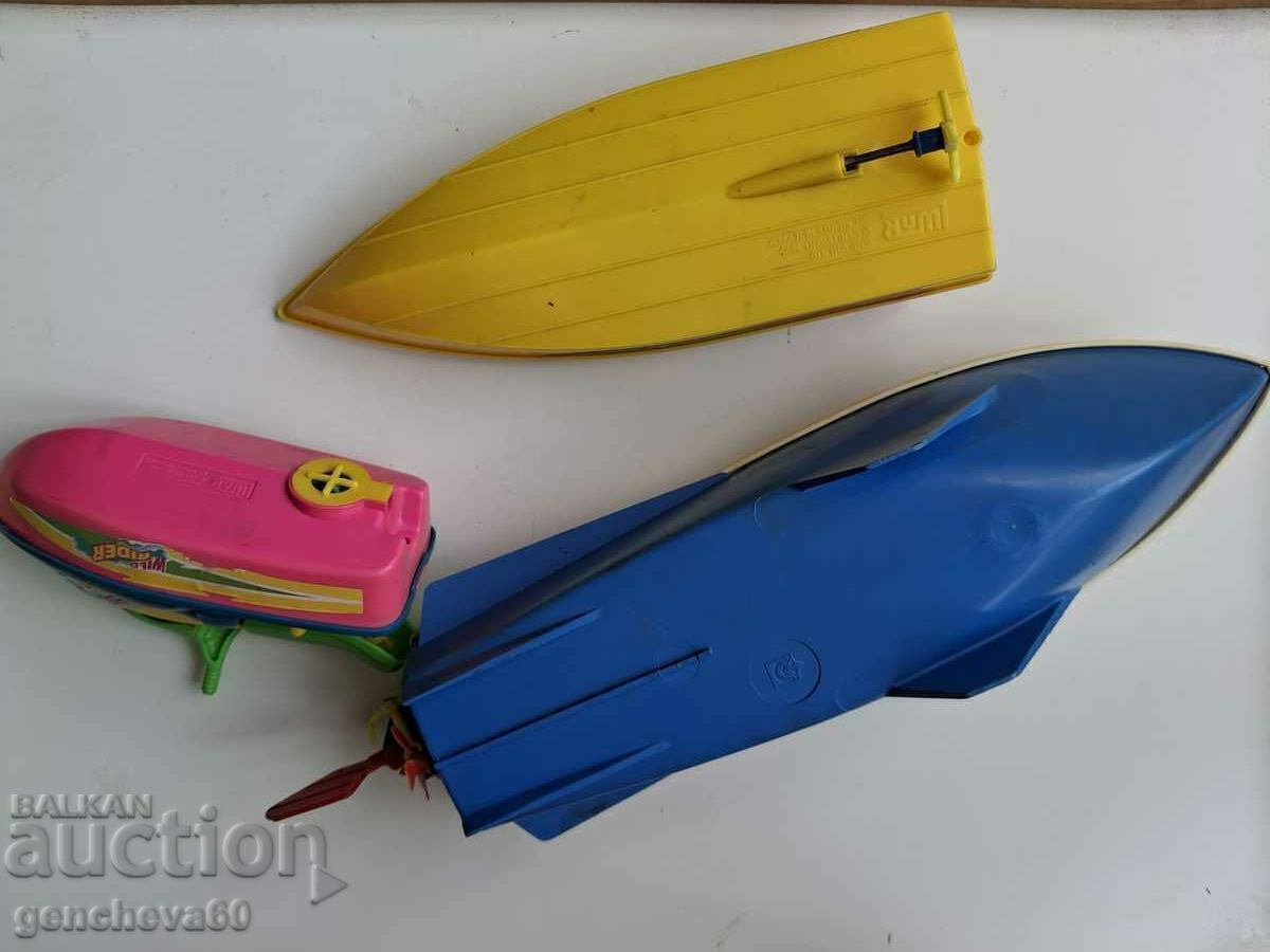 Auction Old electromechanical toys-Boats Auction Old electromechanical toys-Boats