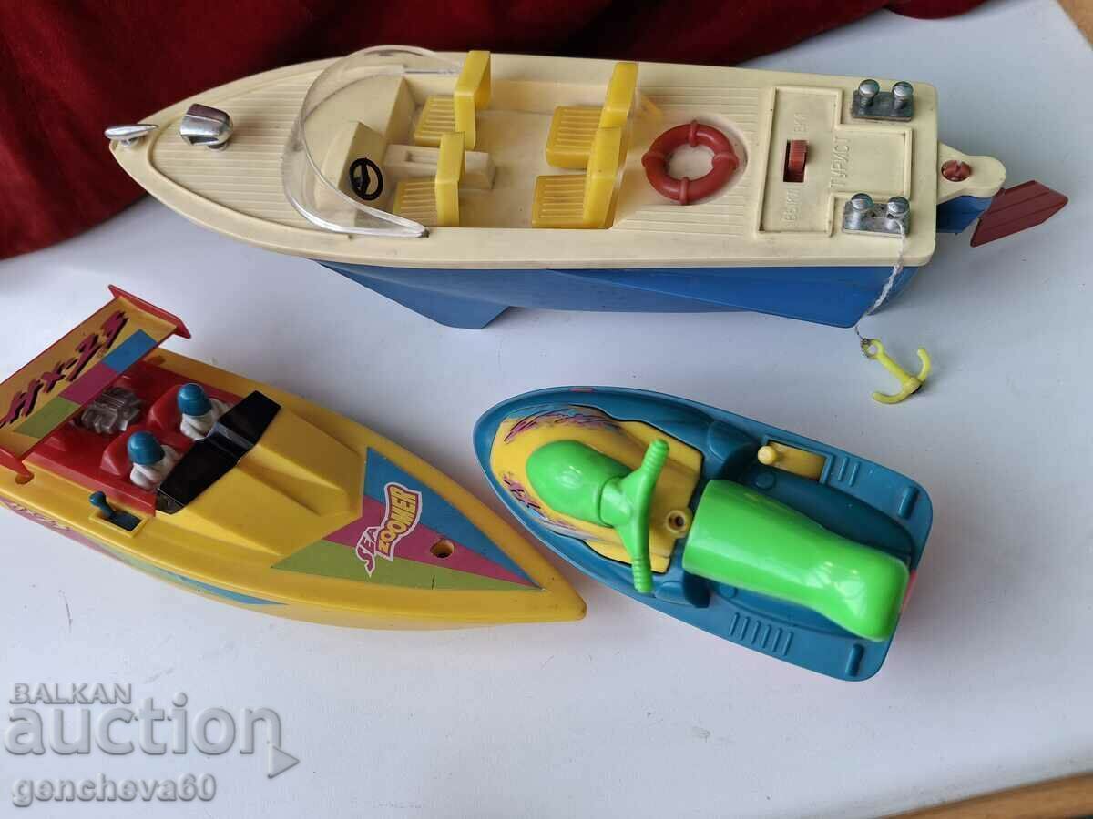 Old electromechanical toys-Boats - 7 Old electromechanical toys-Boats - 7