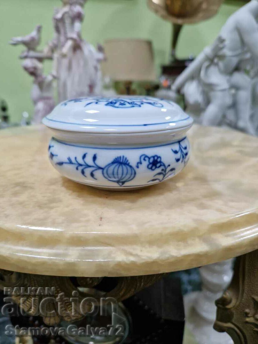 Auction Antique Collectible Meissen Porcelain Jewellery Auction Antique Collectible Meissen Porcelain Jewellery