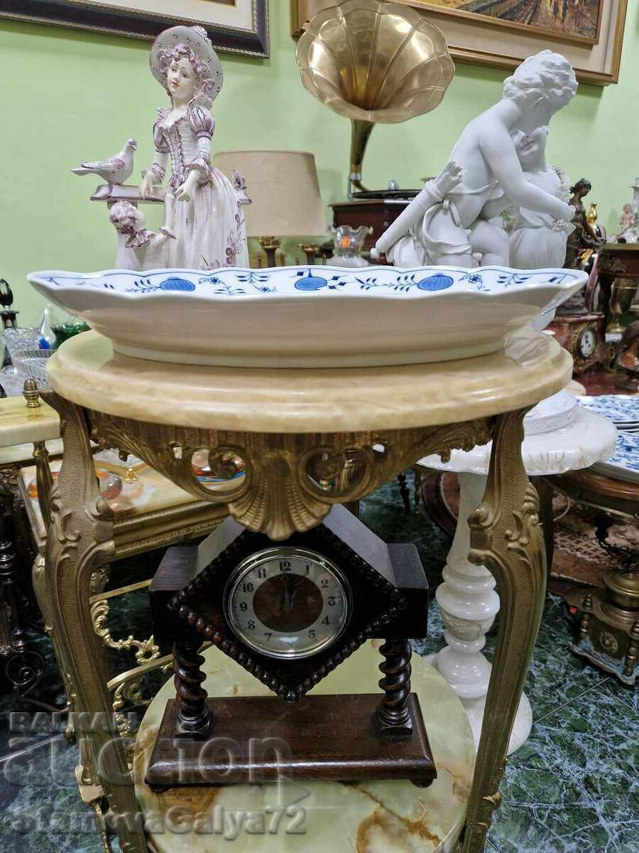 Delivery of Large antique Meissen porcelain platter