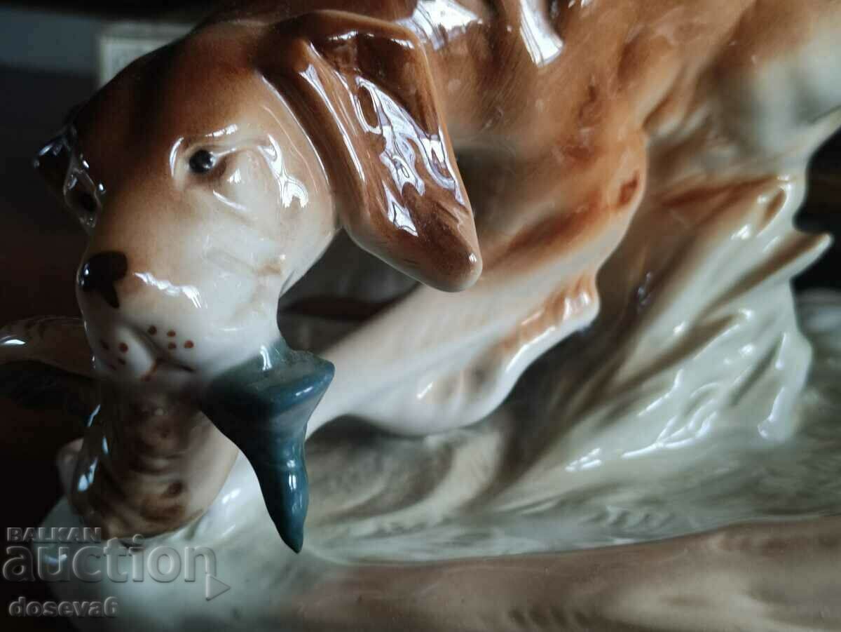 Auction Vintage Royal Dux Glazed Hunting Dog Figurine Auction Vintage Royal Dux Glazed Hunting Dog Figurine