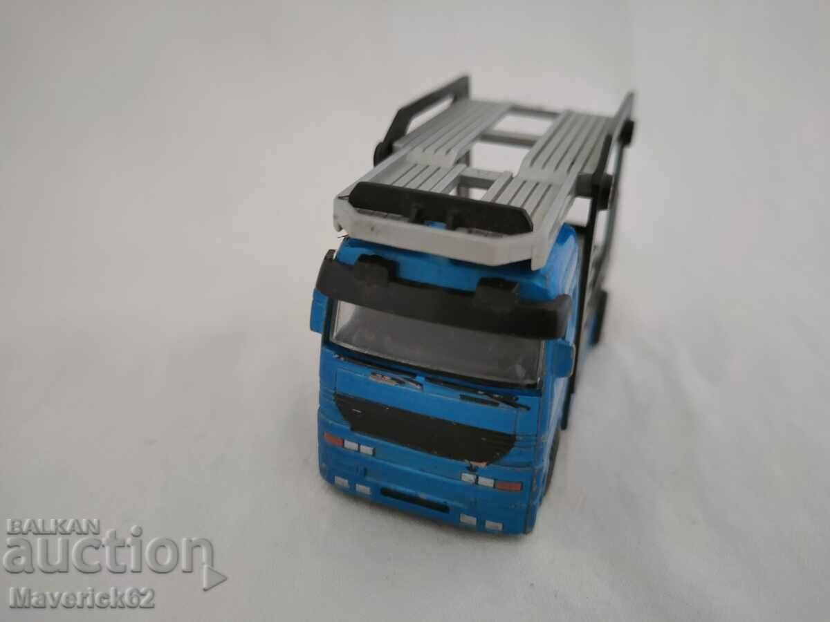 Ρυμουλκούμενο φορτηγό με τιμή 20.00 BGN | € 10.23 Ρυμουλκούμενο φορτηγό με τιμή 20.00 BGN | € 10.23