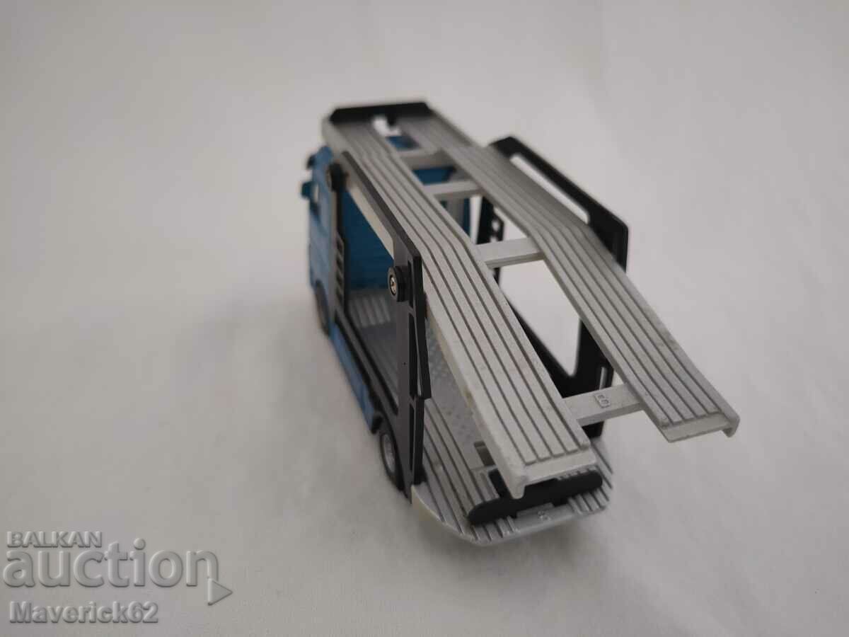 Δημοπρασία Ρυμουλκούμενο φορτηγό Δημοπρασία Ρυμουλκούμενο φορτηγό