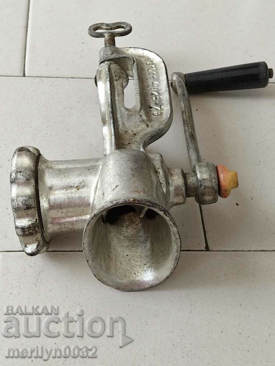 Mașină de tocat carne veche mașină de tocat carne URSS 1973 - 6 Mașină de tocat carne veche mașină de tocat carne URSS 1973 - 6