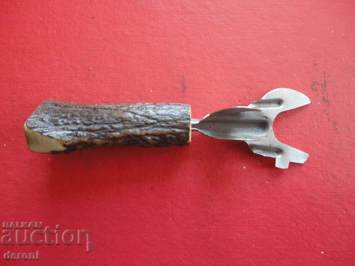 Υπέροχο ανοιχτήρι κόρνας 5 με τιμή 10.00 BGN | € 5.11 Υπέροχο ανοιχτήρι κόρνας 5 με τιμή 10.00 BGN | € 5.11