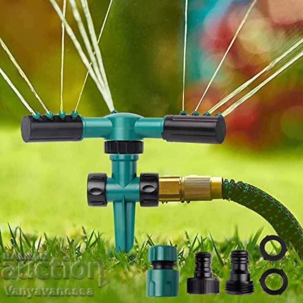 Garden sprinkler automatically rotating 360 degrees