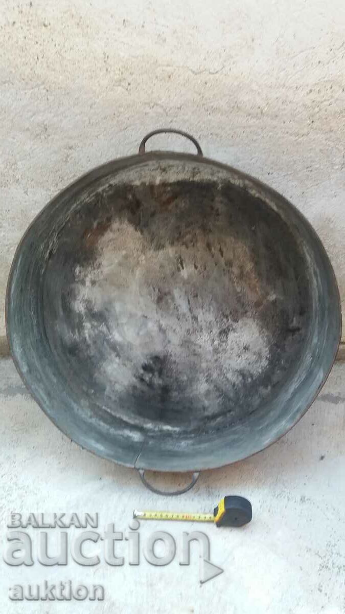 Delivery of MASSIVE METAL TRAY FOR LUTENITA, JARS, ETC.