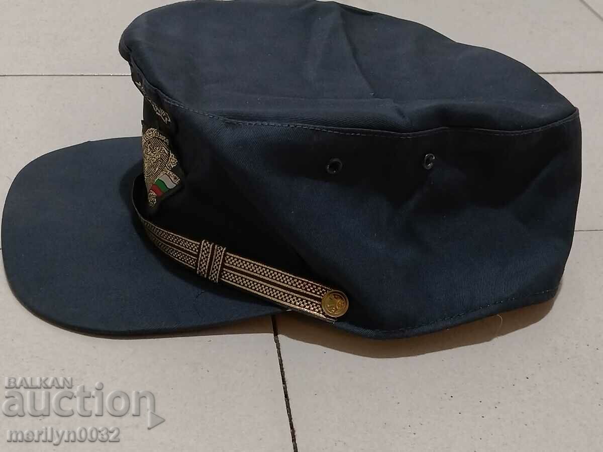 Auction Shaped cap hat MIA Auction Shaped cap hat MIA