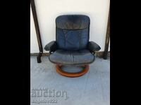 Beautiful rotating leather armchair array!!!