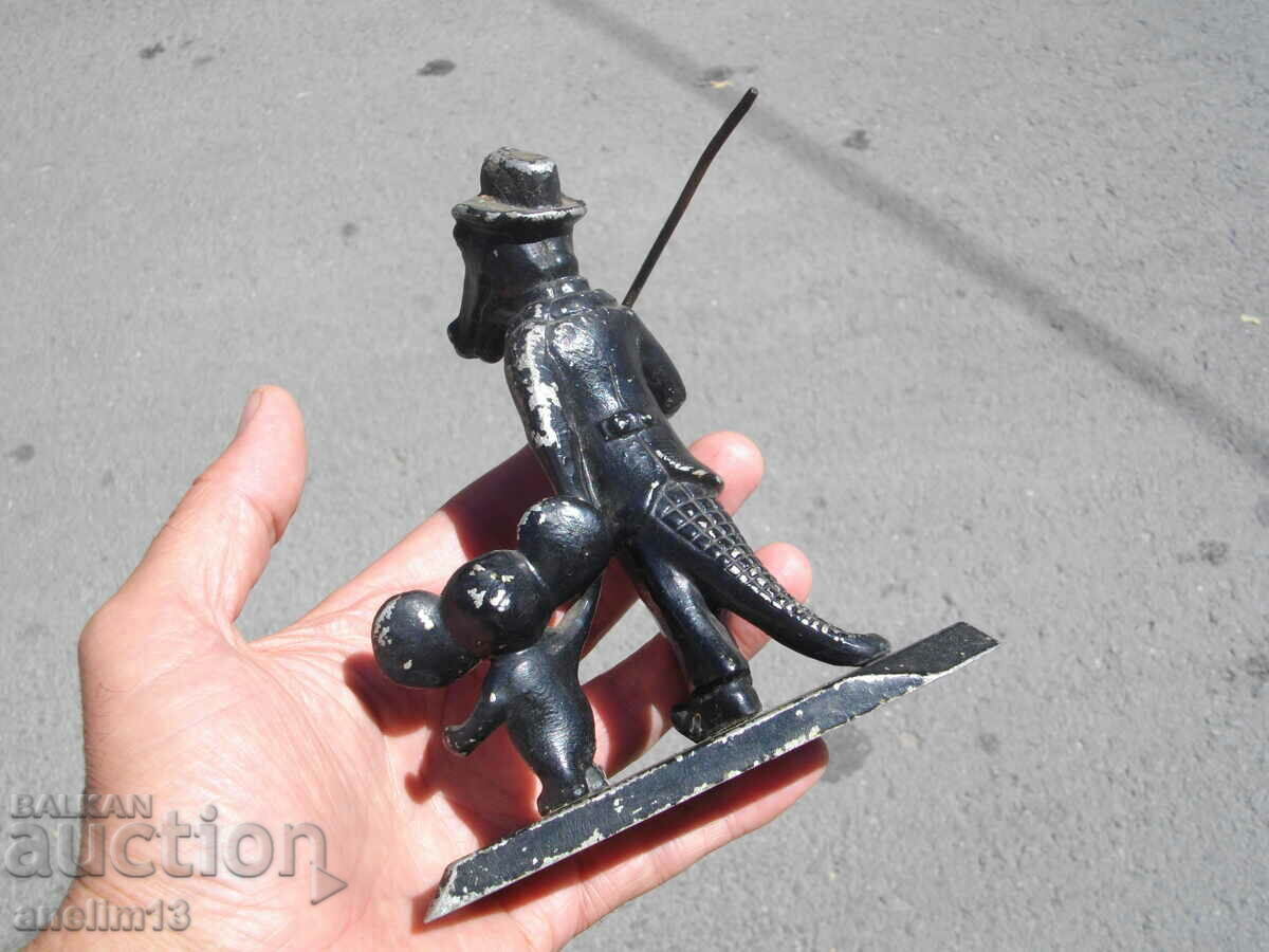 Delivery of OLD METAL FIGURE STATUETTE CROCODILE GENA AND CHEBURASHA Delivery of OLD METAL FIGURE STATUETTE CROCODILE GENA AND CHEBURASHA