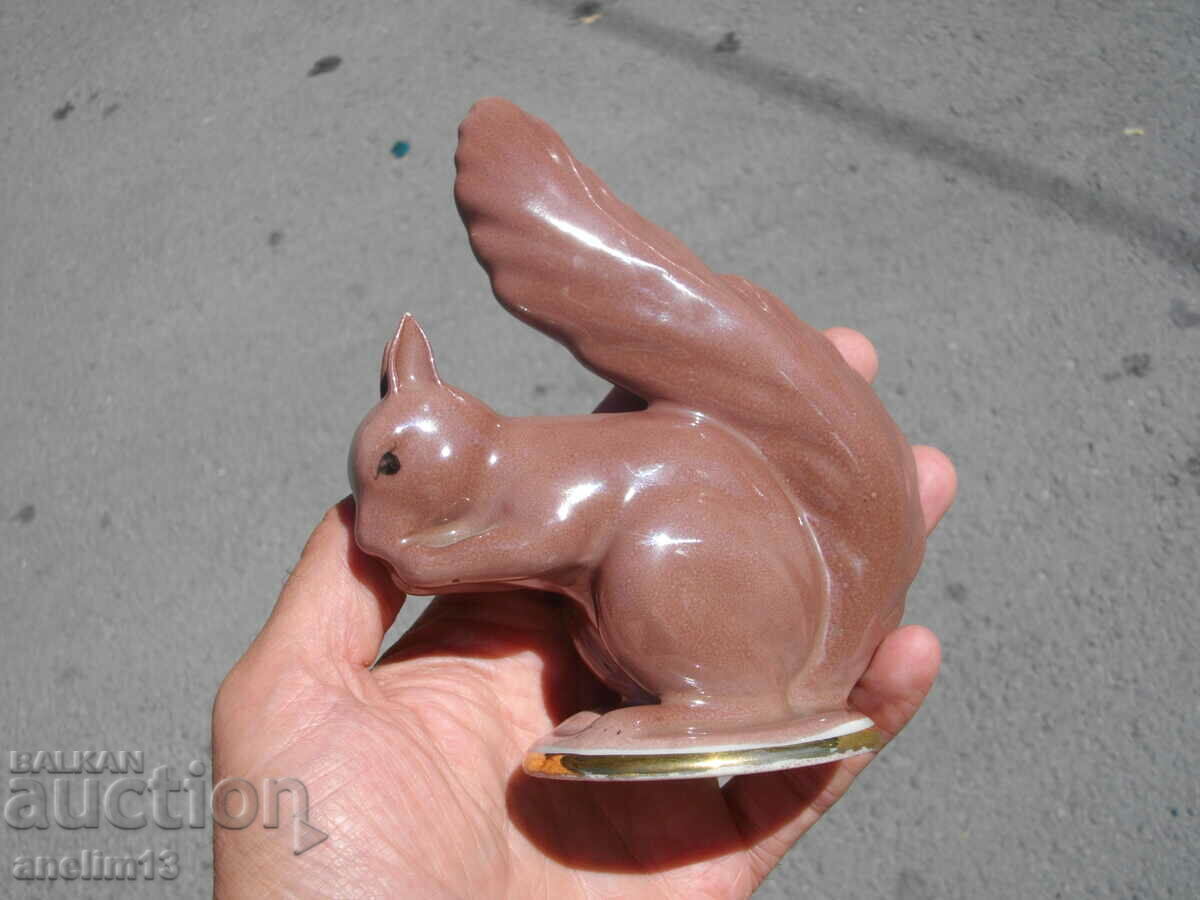 Auction OLD BULGARIAN PORCELAIN SQUIRREL CUP Auction OLD BULGARIAN PORCELAIN SQUIRREL CUP