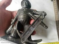 Old figure, sailor, anchor, fisherman, signature, marked,