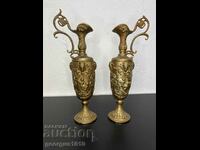 A pair of urns #5791