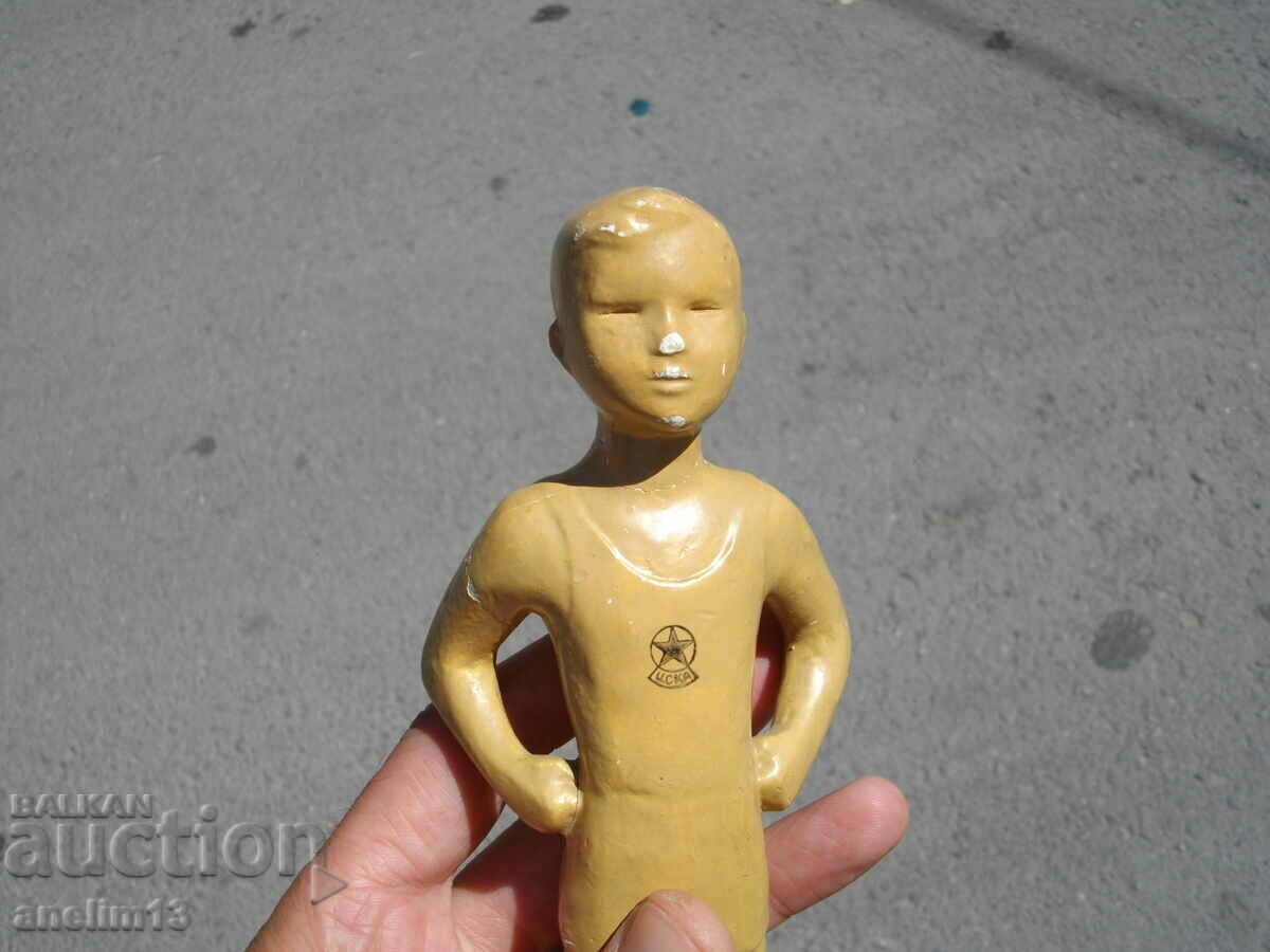 ΠΑΛΙΑ ΓΥΨΙΝΗ ΦΙΓΟΥΡΑ ΑΓΑΛΜΑΤΙΔΑ ΠΟΔΟΣΦΑΙΡΙΣΤΗΣ ΤΣΣΚΑ με τιμή 60.00 BGN | € 30.68 ΠΑΛΙΑ ΓΥΨΙΝΗ ΦΙΓΟΥΡΑ ΑΓΑΛΜΑΤΙΔΑ ΠΟΔΟΣΦΑΙΡΙΣΤΗΣ ΤΣΣΚΑ με τιμή 60.00 BGN | € 30.68