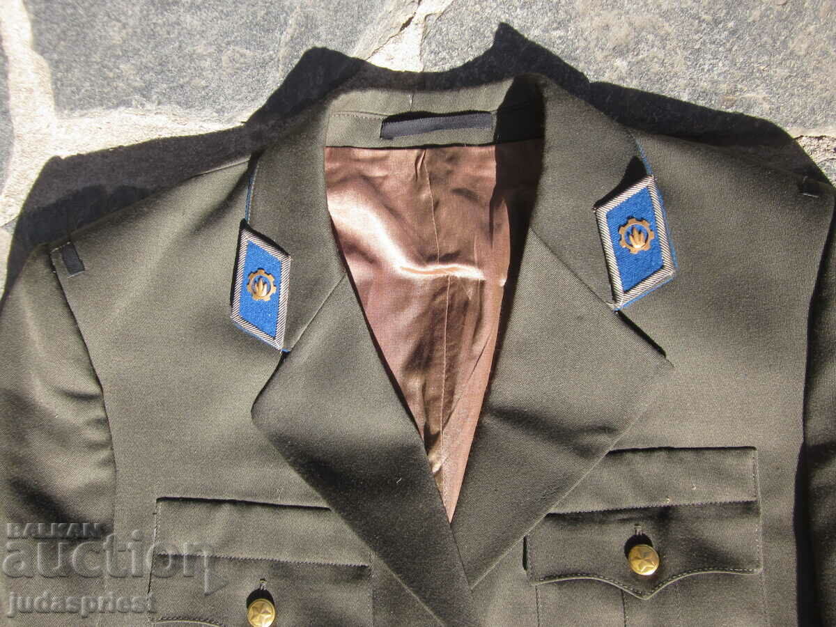 Българска пожарникарска униформа от социализма пожарникар с цена 30.00 лв. | € 15.34 Българска пожарникарска униформа от социализма пожарникар с цена 30.00 лв. | € 15.34