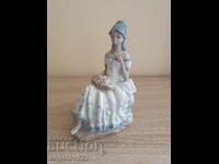 CASADES Spanish porcelain figure