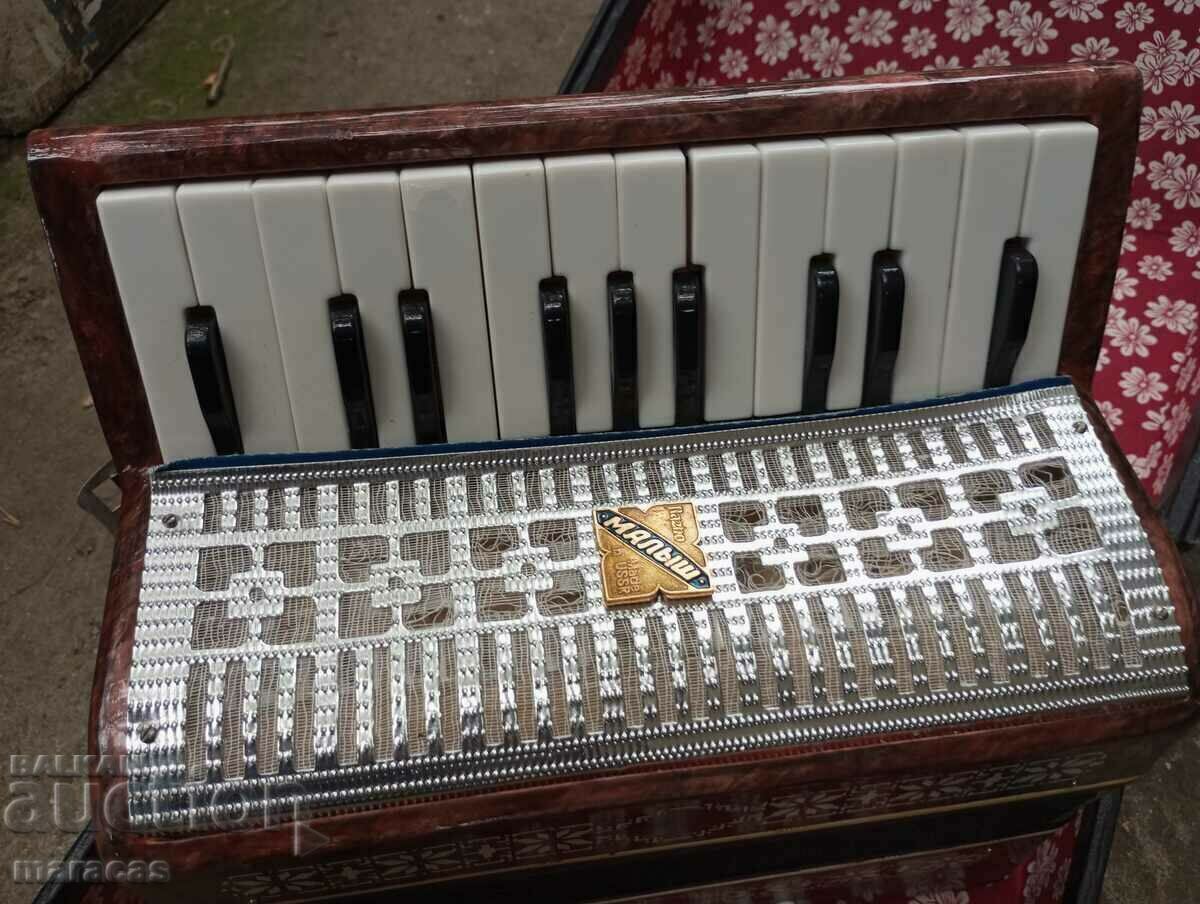 Старо детско акордеонче Старо детско акордеонче