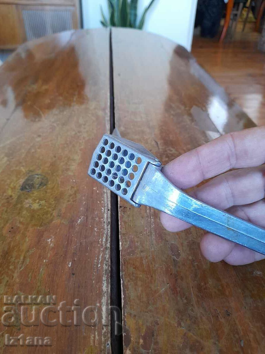 Old aluminum garlic press - 6 Old aluminum garlic press - 6