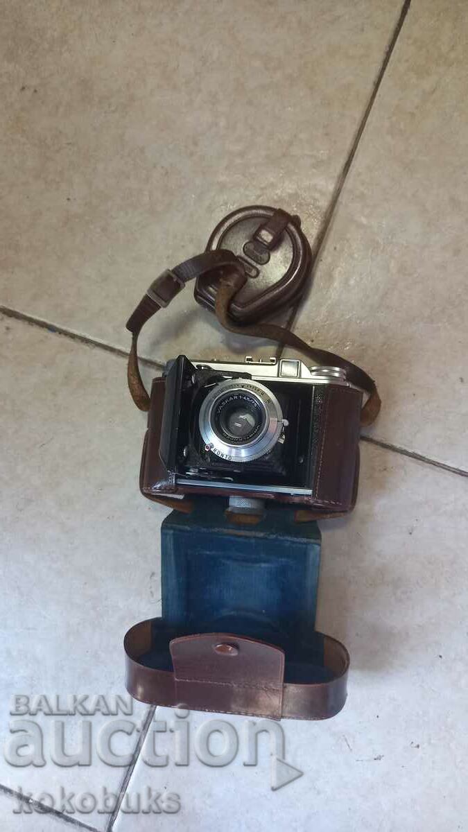 Old bellows camera