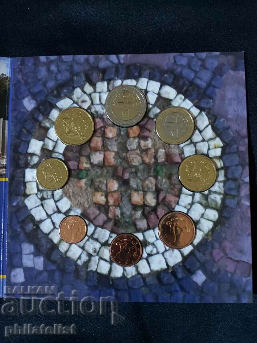Auction Cyprus 2015 - Complete bank euro set from 1 cent to 2 euros Auction Cyprus 2015 - Complete bank euro set from 1 cent to 2 euros