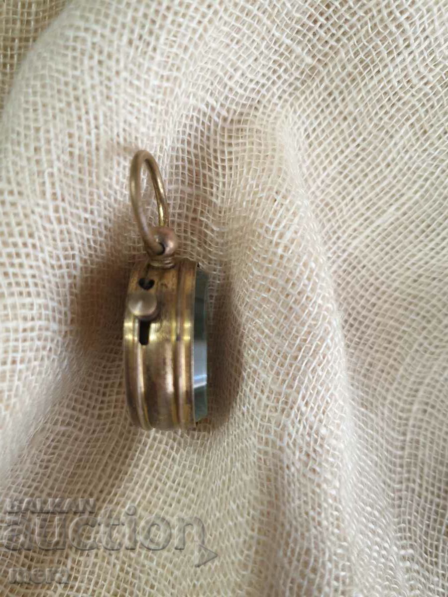 Delivery of Antique compass Delivery of Antique compass