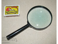 Magnifying glass 16 cm diam. 8cm plastic framing, excellent