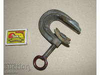 Solid counter top clamp bronze foot, preserved