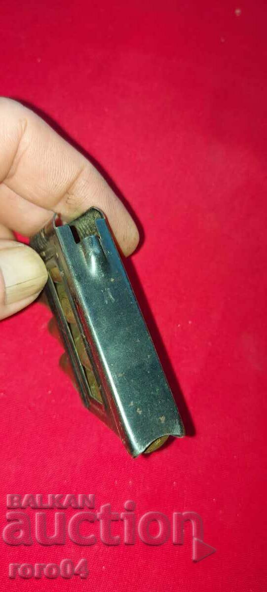 PACK - MANNLICHER - BULGARIAN LION with price 24.30 BGN | € 12.42 PACK - MANNLICHER - BULGARIAN LION with price 24.30 BGN | € 12.42