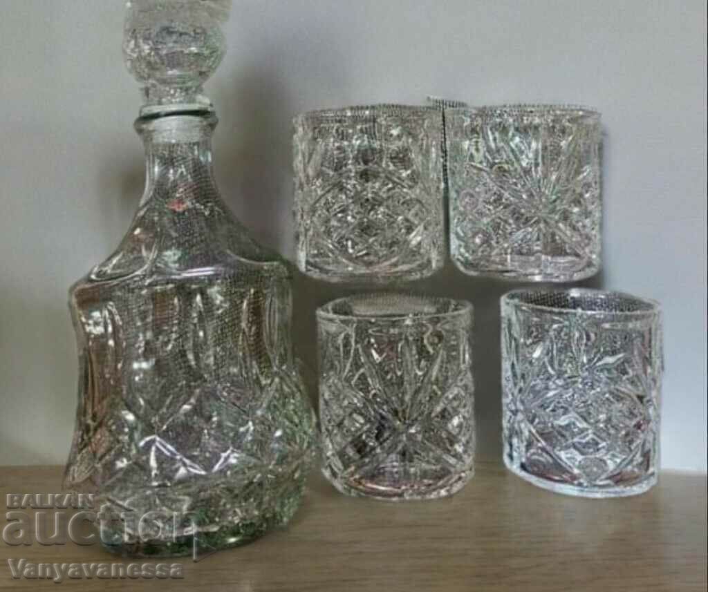 Σετ φλιτζάνια και καράφα με τιμή 36.90 BGN | € 18.87 Σετ φλιτζάνια και καράφα με τιμή 36.90 BGN | € 18.87