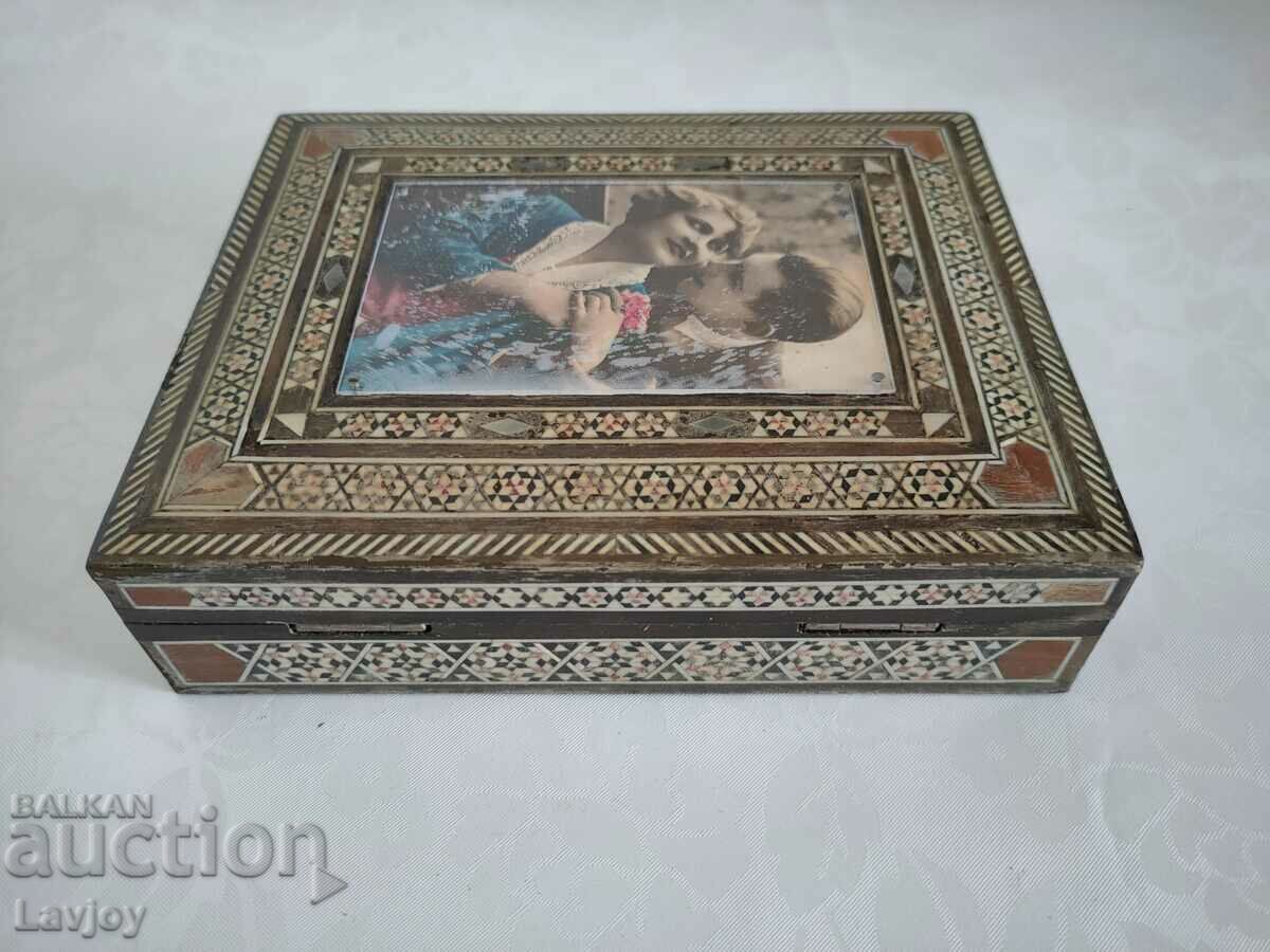 Luxury Mother of Pearl Box "Romantic Scene" - 5 Luxury Mother of Pearl Box "Romantic Scene" - 5