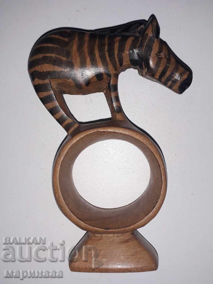 RING. FIGURINE. WOOD CARVING
