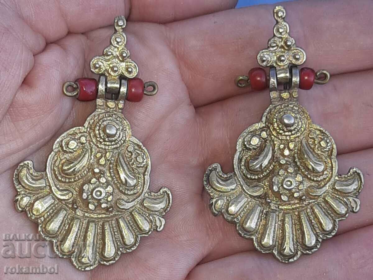 Auction Renaissance silver ornaments, earrings, earrings, gilding Auction Renaissance silver ornaments, earrings, earrings, gilding