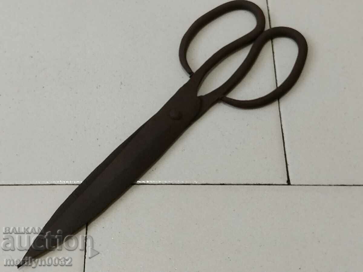Δημοπρασία Αναγεννησιακό σφυρήλατο ψαλίδι, σφυρήλατο σίδερο Δημοπρασία Αναγεννησιακό σφυρήλατο ψαλίδι, σφυρήλατο σίδερο