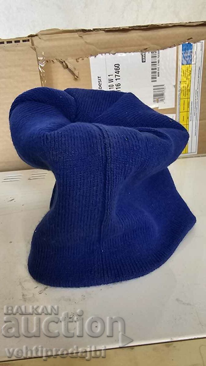 Auction Wool hat FC Levski Auction Wool hat FC Levski