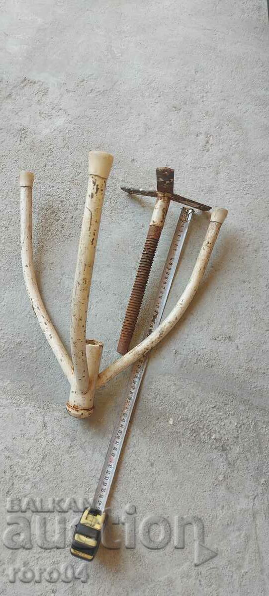 MEDICAL / DENTAL CHAIR ON SCREW - 7 MEDICAL / DENTAL CHAIR ON SCREW - 7